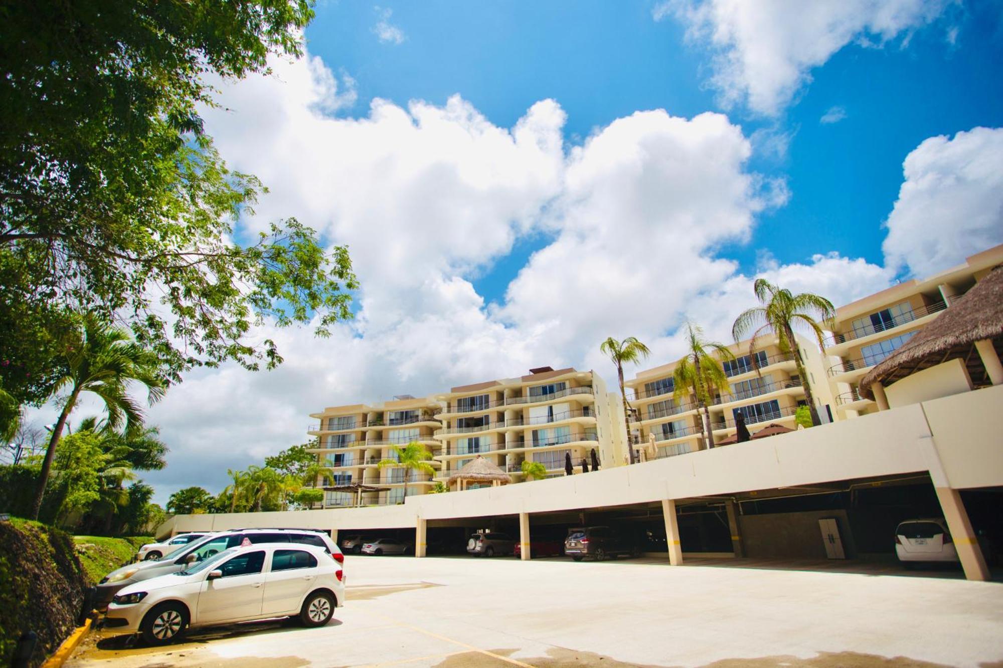 Large&Modern Apartment With Private Terrace Cancun Bagian luar foto
